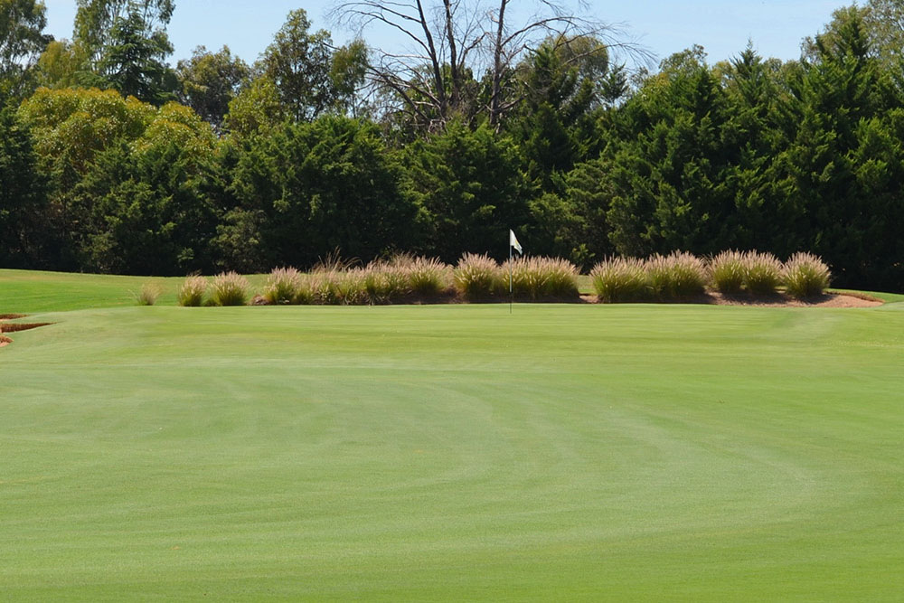 Yarrawonga Golf Holiday North East Victoria